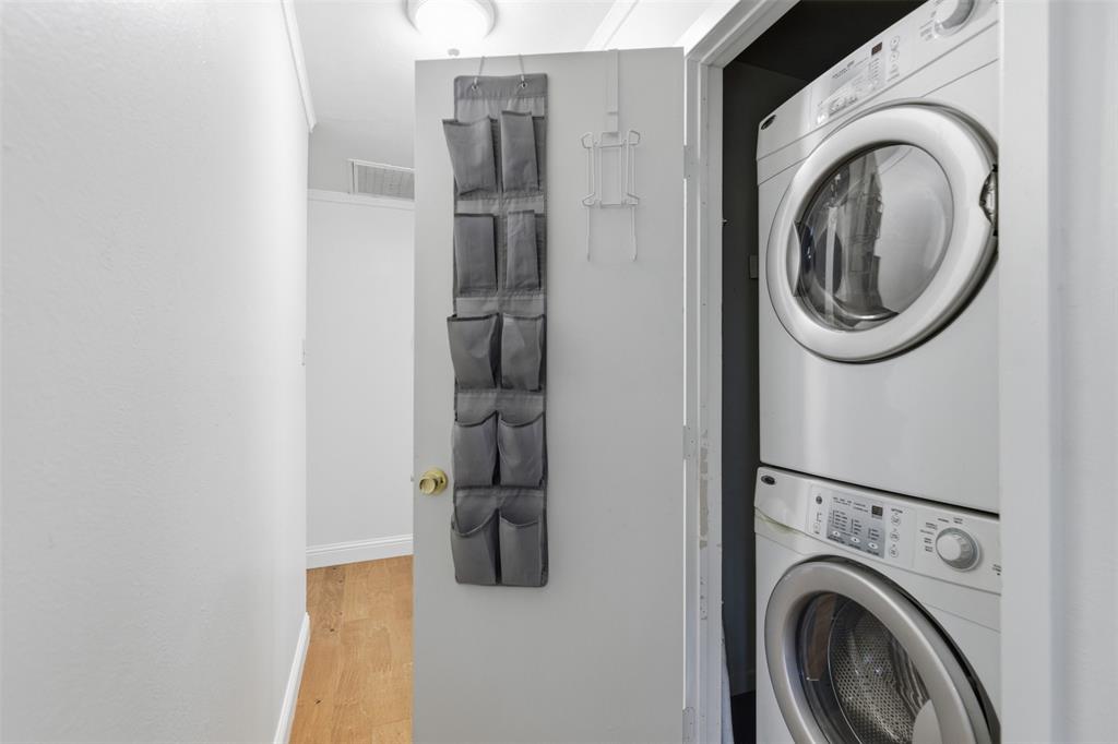 Williamsburg 01 Condos - Residential Lease