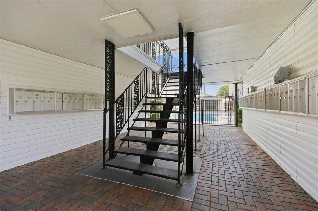 Williamsburg 01 Condos - Residential Lease