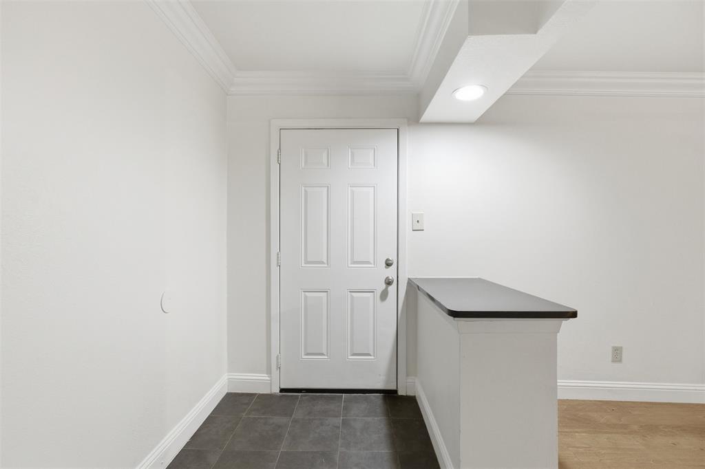 Williamsburg 01 Condos - Residential Lease