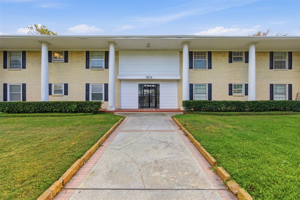 Williamsburg 01 Condos - Residential Lease