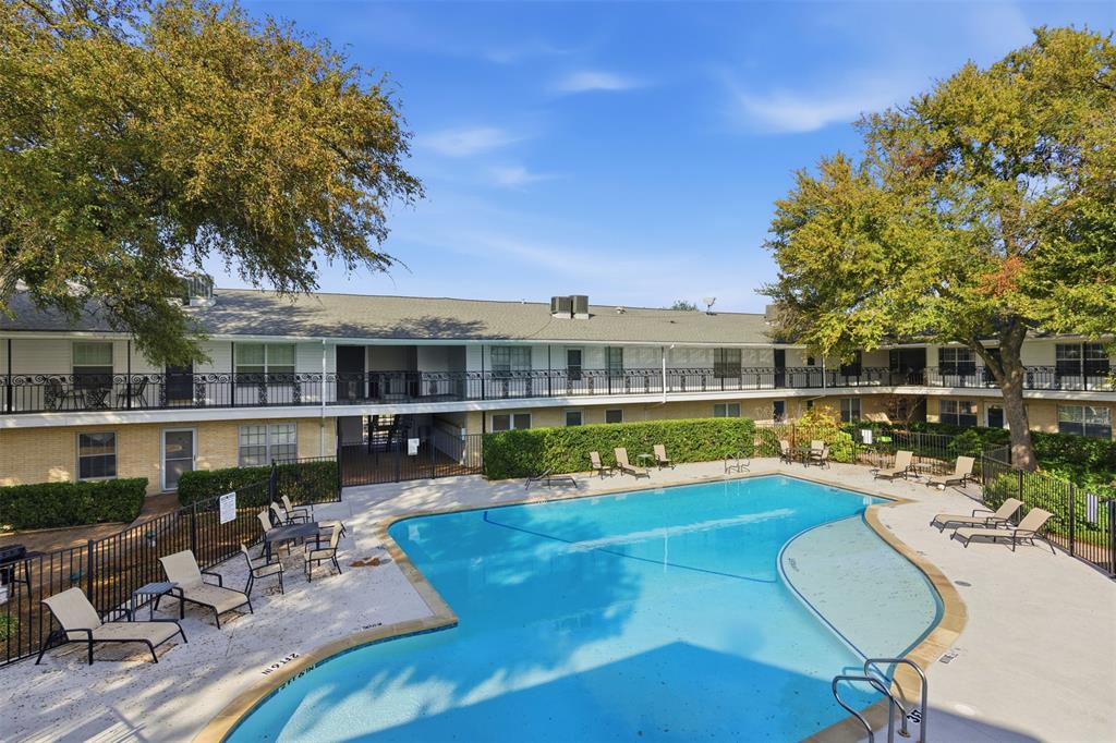 Williamsburg 01 Condos - Residential Lease