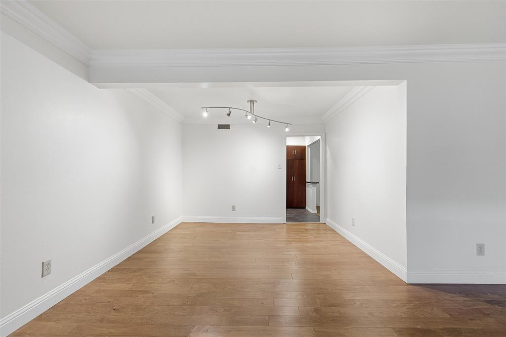 Williamsburg 01 Condos - Residential Lease