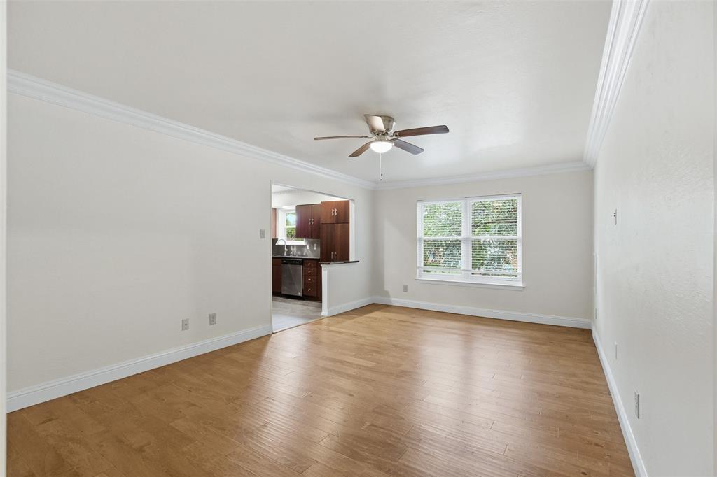 Williamsburg 01 Condos - Residential Lease