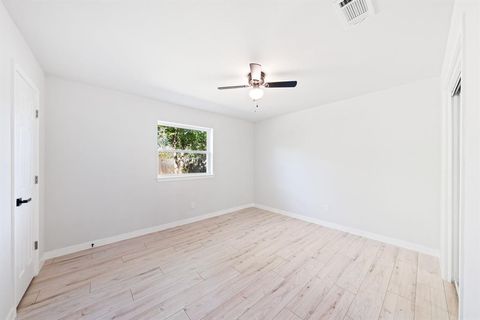 Tiny photo for 4507 Longacres Court, Arlington, TX 76016 (MLS # 21100332)