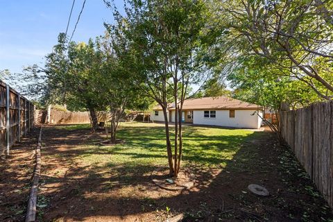 Tiny photo for 4507 Longacres Court, Arlington, TX 76016 (MLS # 21100332)