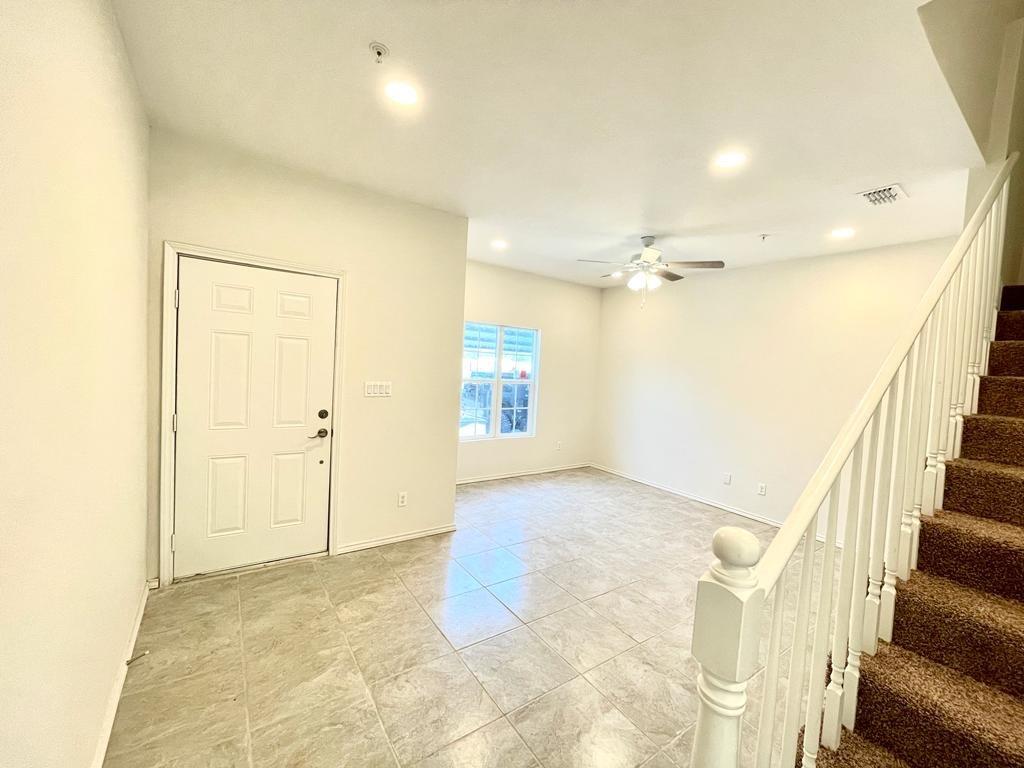 744 W Hall Acres Road
