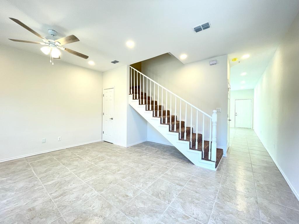 744 W Hall Acres Road