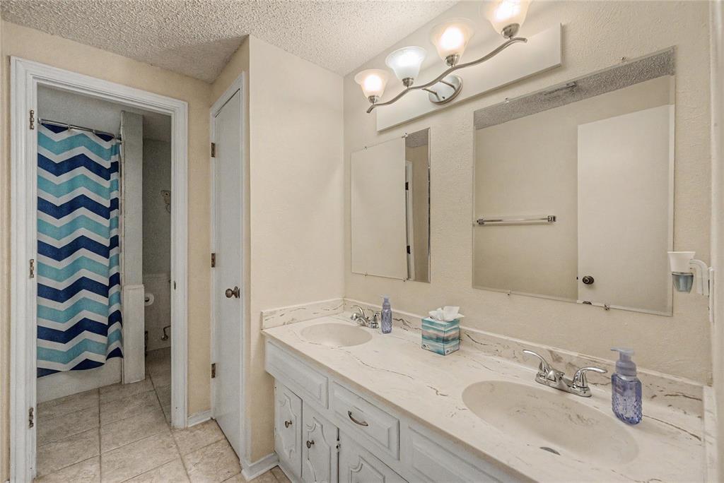 LAKEWOOD ADDITION-ARLINGTON BLOCK 12 LOT 7 - Residential