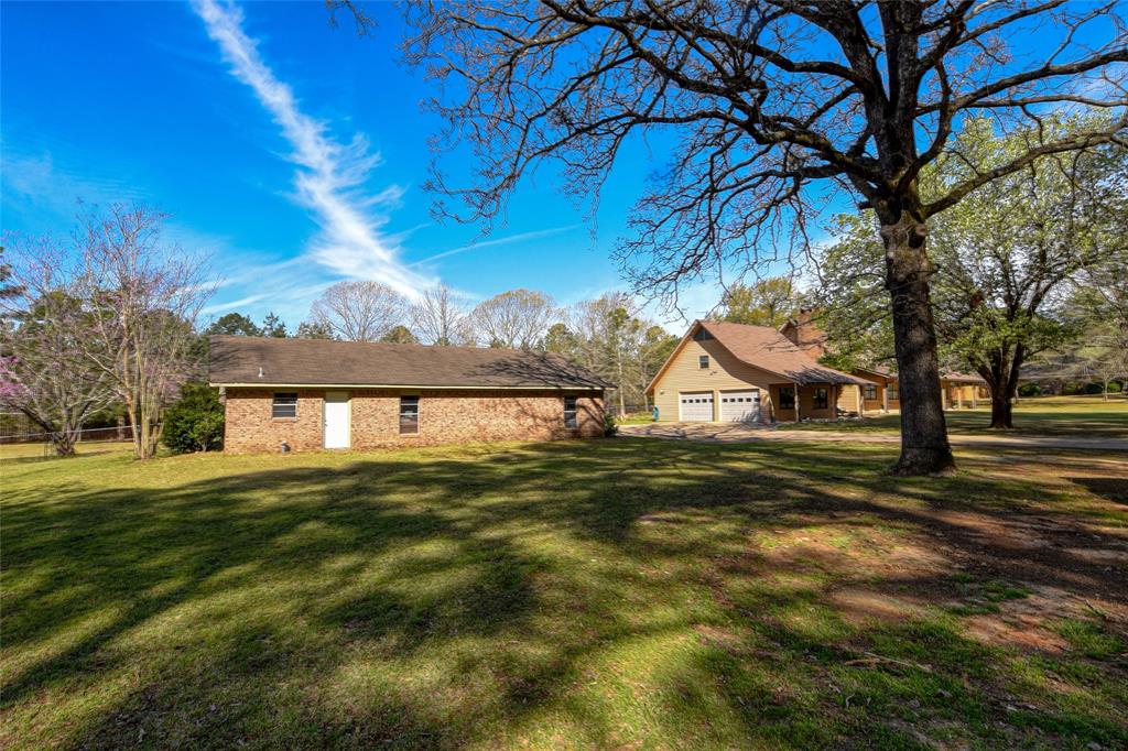 Springhill, Louisiana 71075, United States, 3 Bedrooms Bedrooms, ,3 BathroomsBathrooms,Residential,Contingent,93438