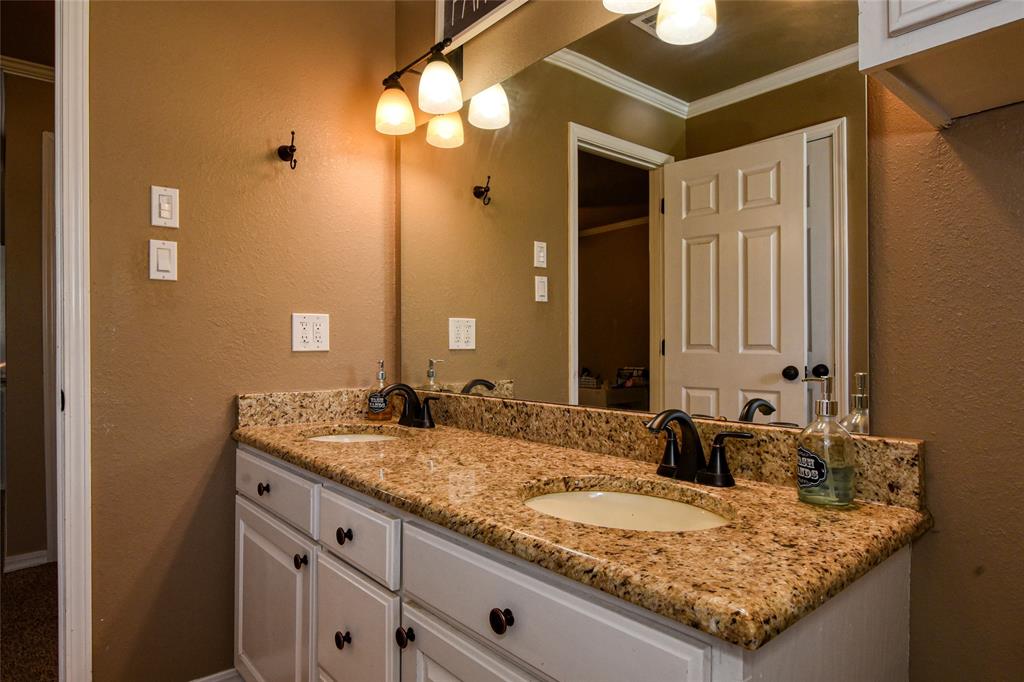 Springhill, Louisiana 71075, United States, 3 Bedrooms Bedrooms, ,3 BathroomsBathrooms,Residential,Contingent,93438