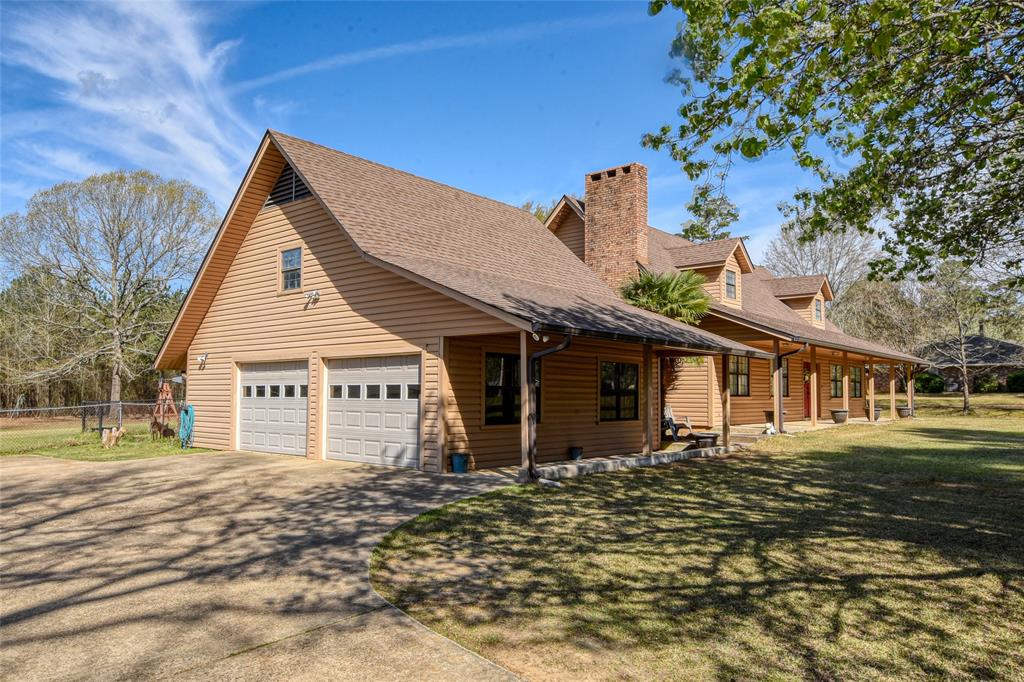 Springhill, Louisiana 71075, United States, 3 Bedrooms Bedrooms, ,3 BathroomsBathrooms,Residential,Contingent,93438