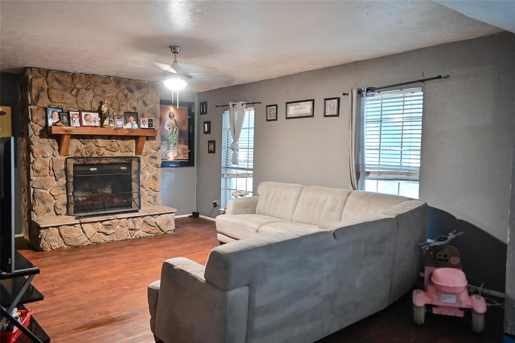 Woodlake 5 - Residential