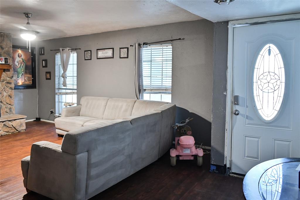 Woodlake 5 - Residential