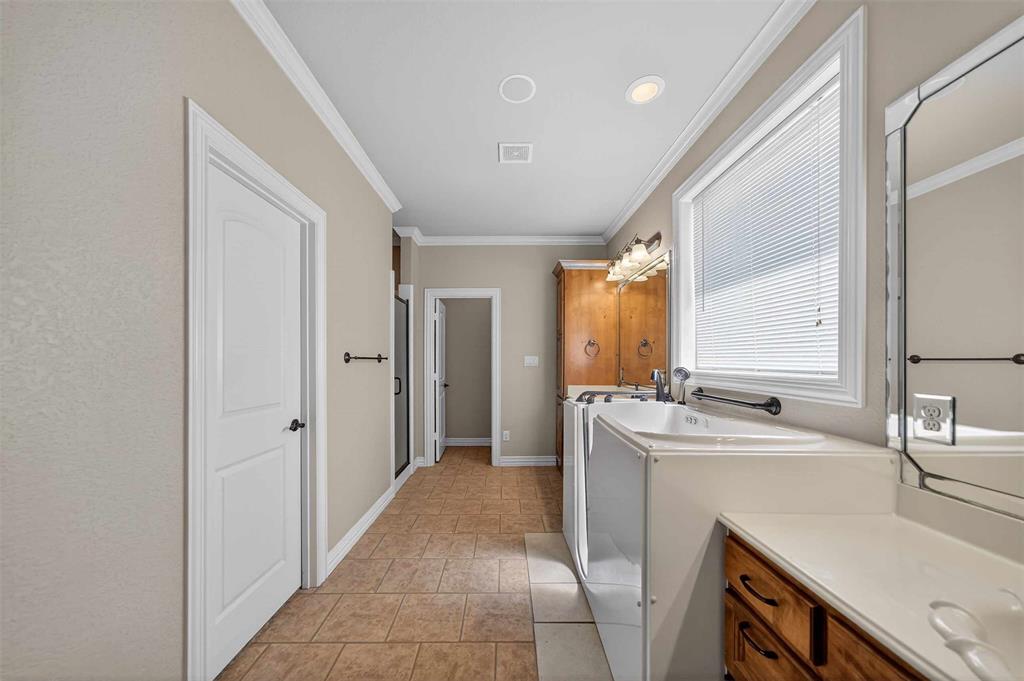 Kingswood Place - Residential