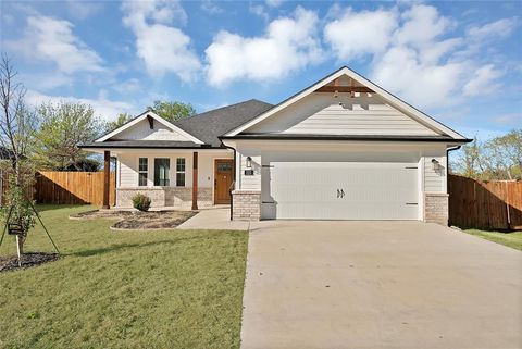 223 Jones Street Sanger TX 76266