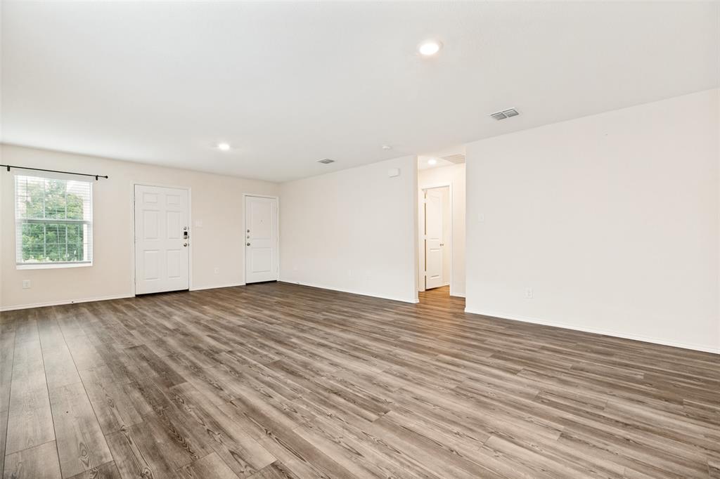 7509 Jackrabbit Avenue