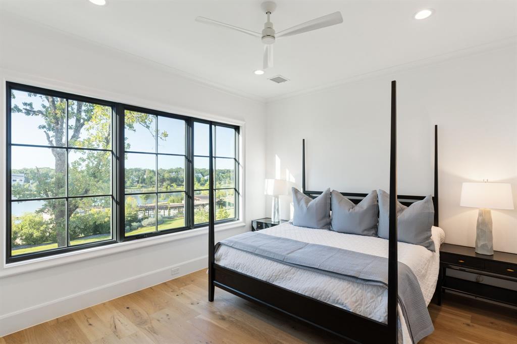 Long Cove on Cedar Creek Lake - Residential