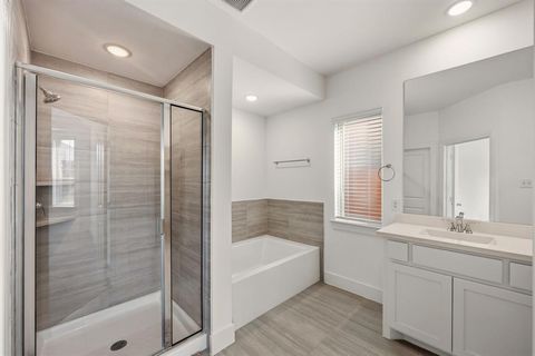 Tiny photo for 1801 Eagle Landing, Van Alstyne, TX 75495 (MLS # 21191238)