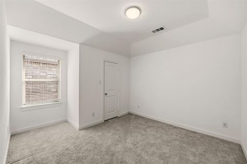 Tiny photo for 1801 Eagle Landing, Van Alstyne, TX 75495 (MLS # 21191238)