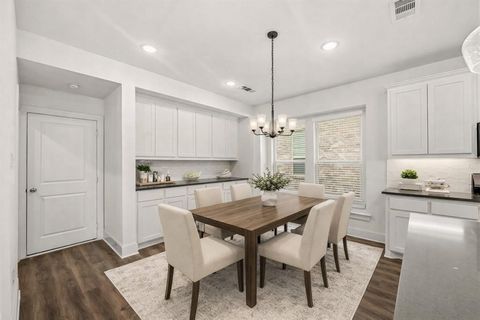 Tiny photo for 1801 Eagle Landing, Van Alstyne, TX 75495 (MLS # 21191238)