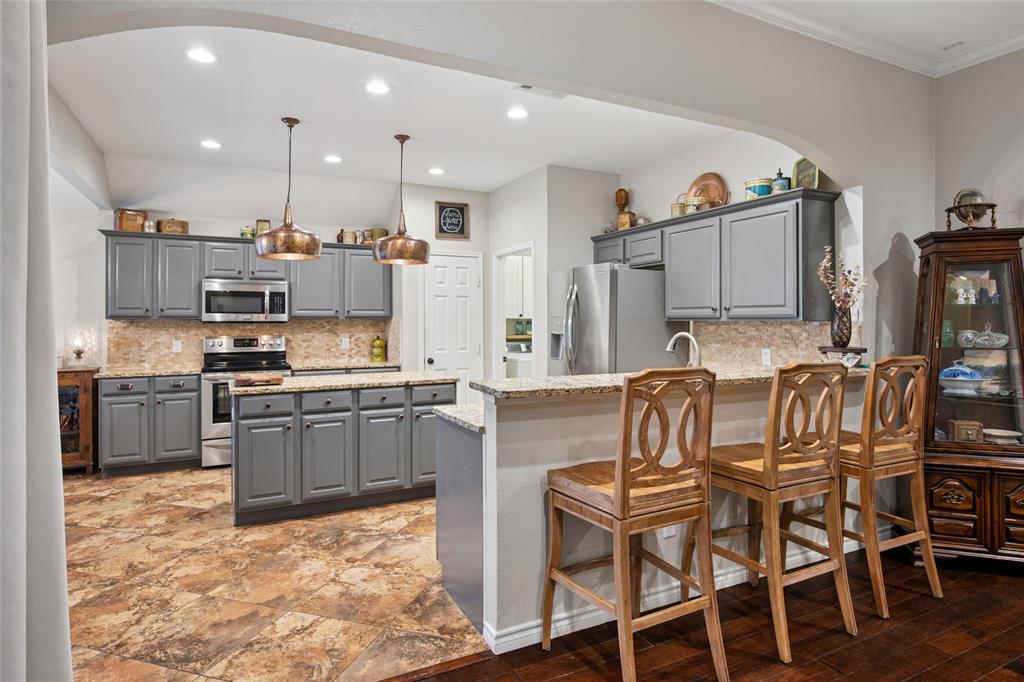 Saginaw, Texas 76179, United States, 3 Bedrooms Bedrooms, ,2 BathroomsBathrooms,Residential,Active,223318