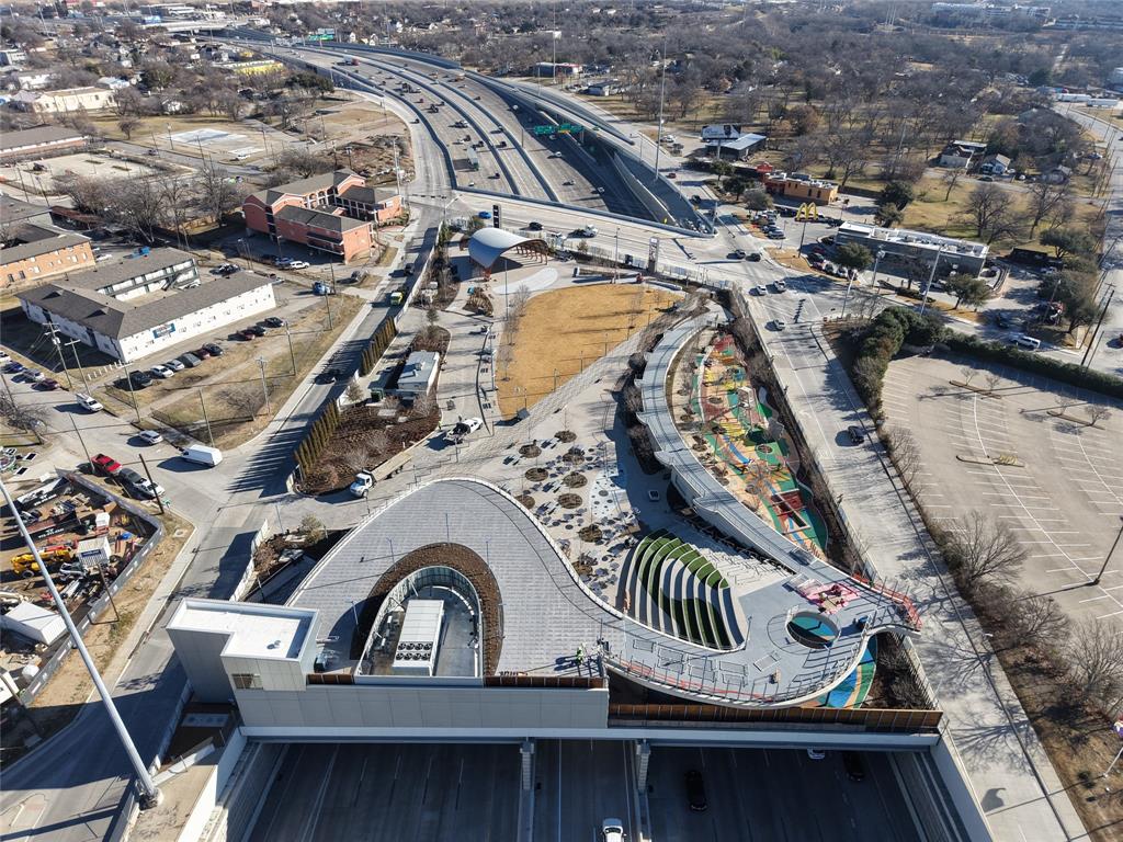 Dallas Land - Land