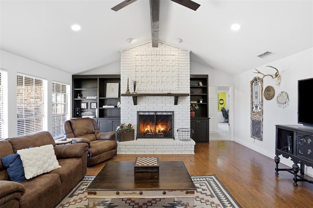 Royal Oaks - Residential