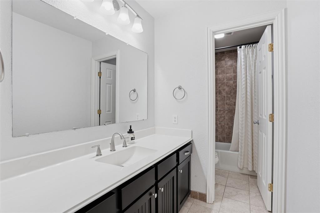 Royal Oaks - Residential