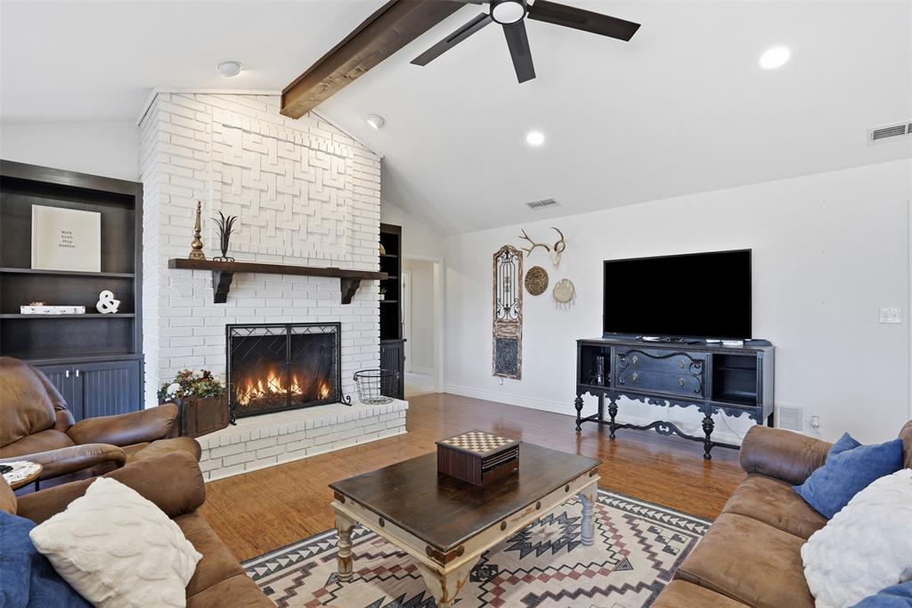 Royal Oaks - Residential