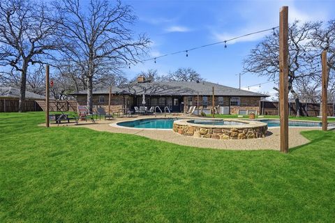 5205 N Highland Drive Granbury TX 76049