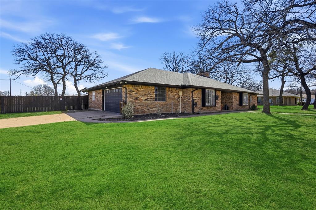 5205 N Highland Drive