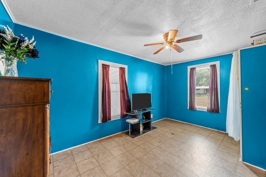 SUNSET CENTRAL - Residential