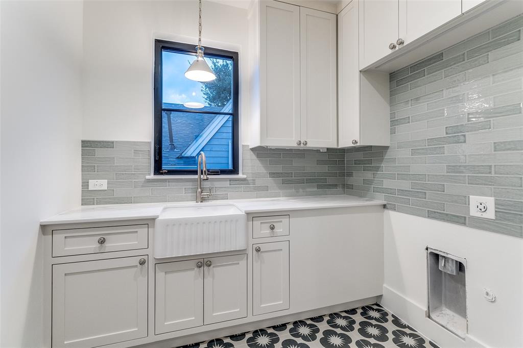 University Highlands - Residential