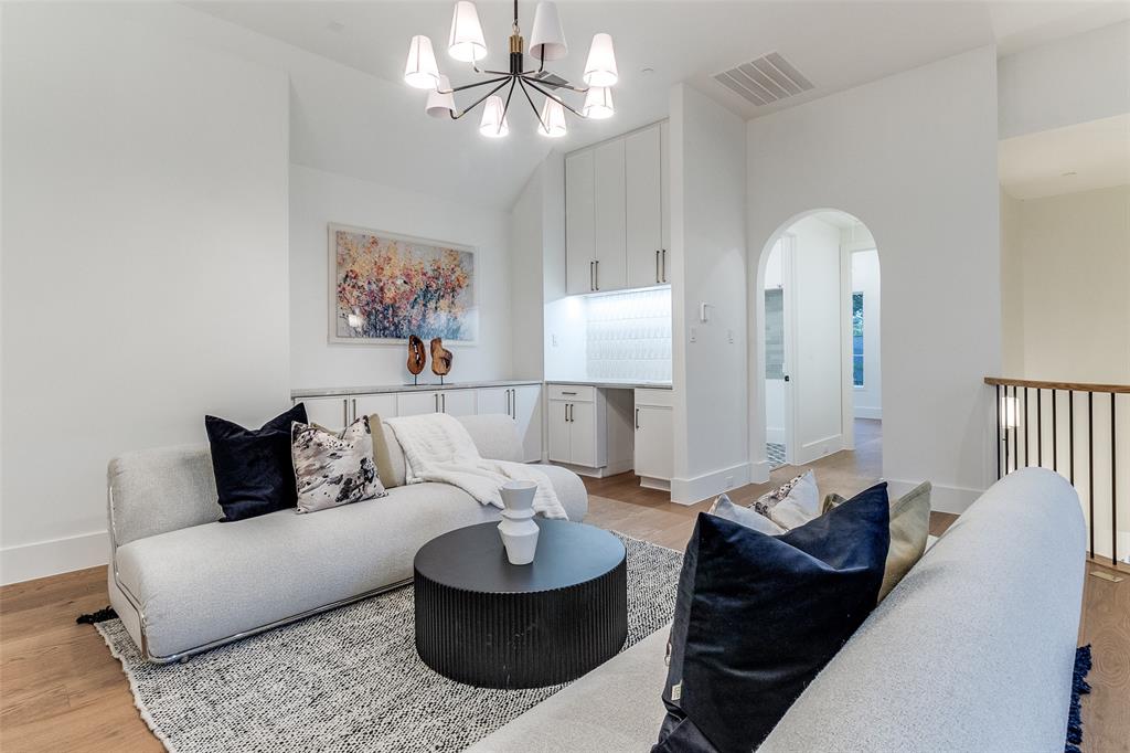 University Highlands - Residential