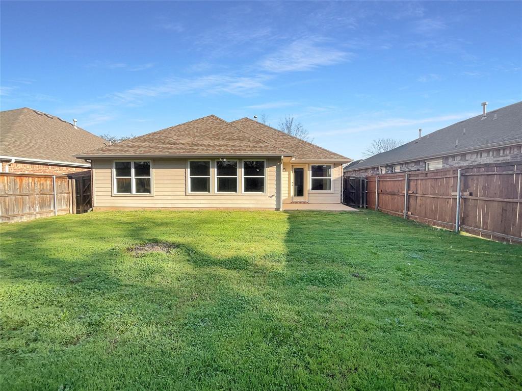 Oaks At North Lakeview Ph 2 - Residential Lease