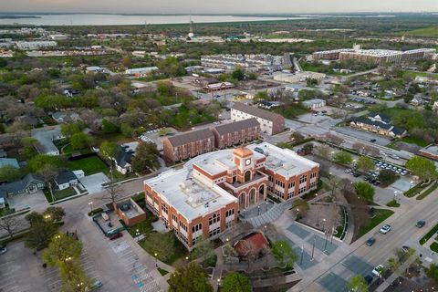 Townhouse in Lewisville TX 119 Walters Street.jpg