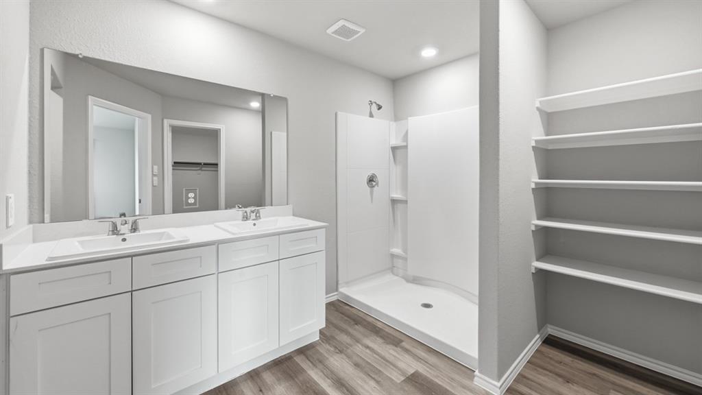 Hickory Grove - Residential