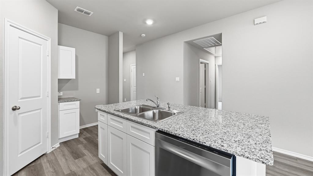 Hickory Grove - Residential