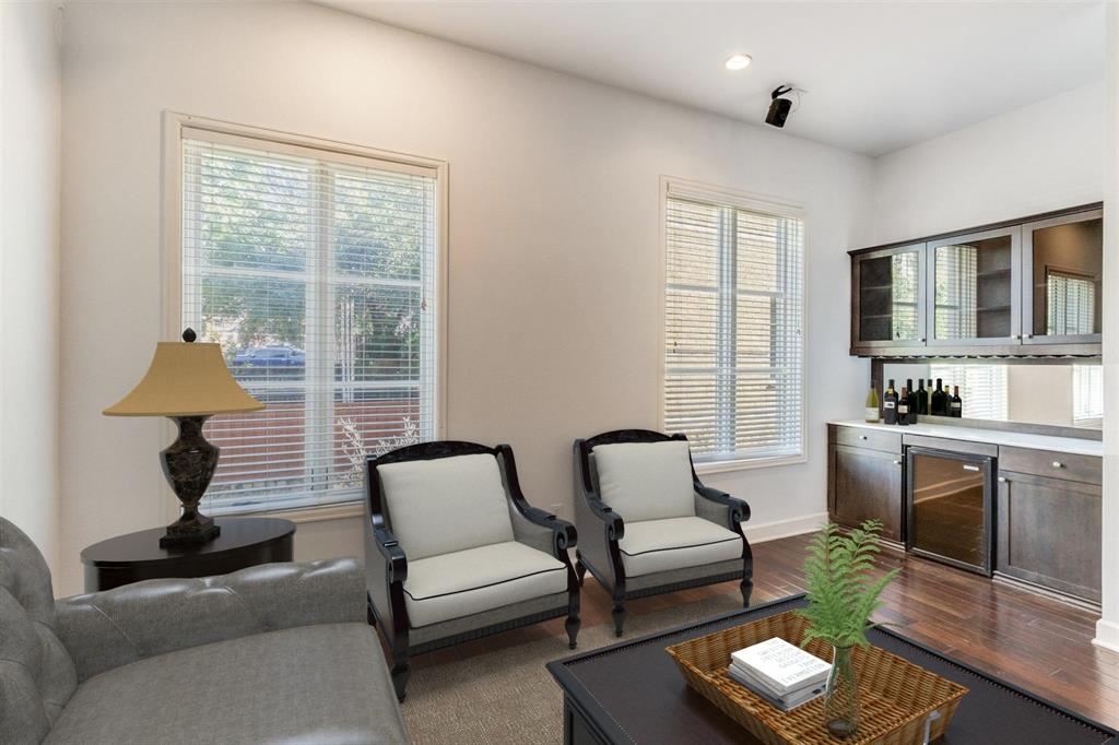 3210 Carlisle Street 37