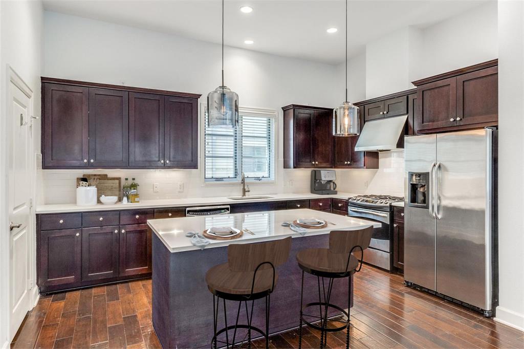 3210 Carlisle Street 37