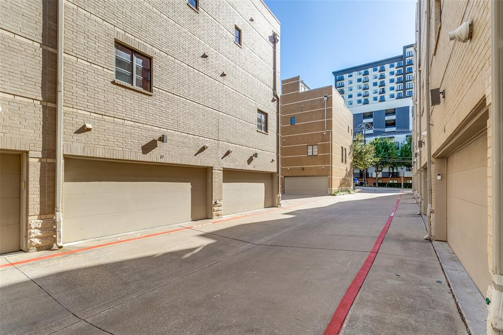 Vine Condo - Residential