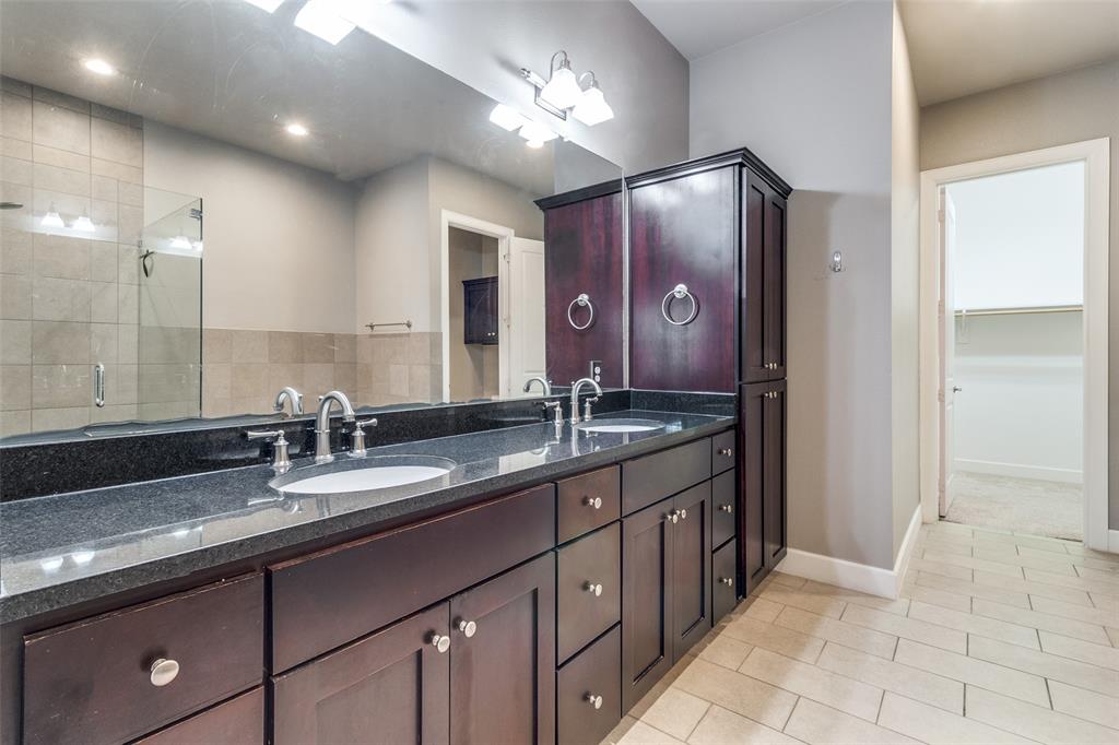 Vine Condo - Residential