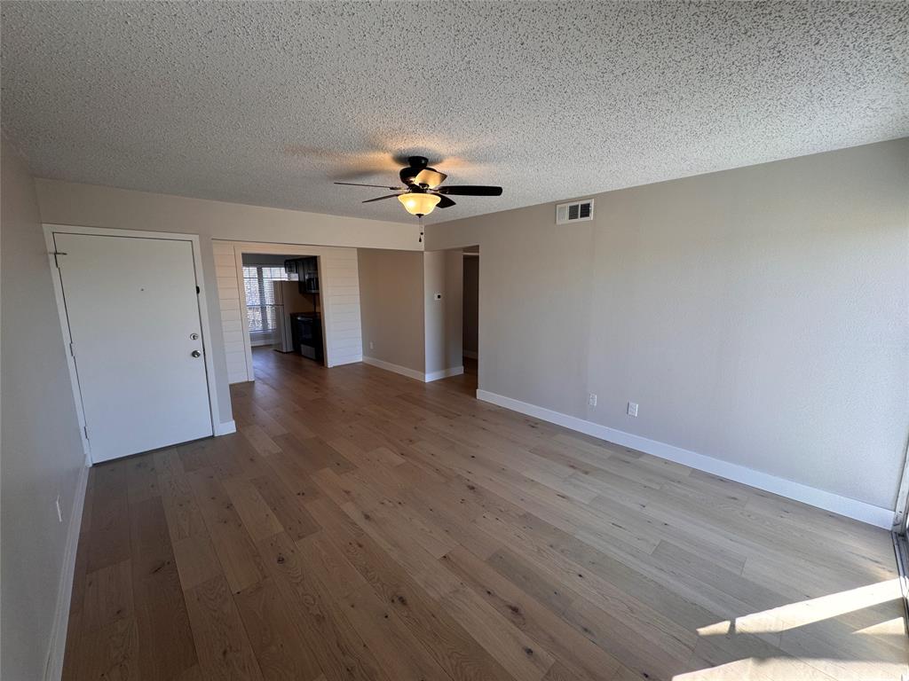 527 W Lookout Drive 223