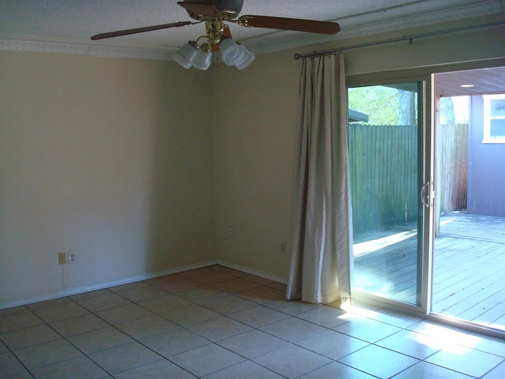 CRESTMOOR PARK N. - Residential Lease