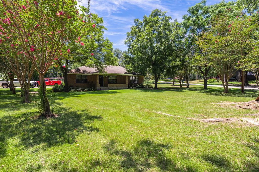 1000 Leaning Oak Drive