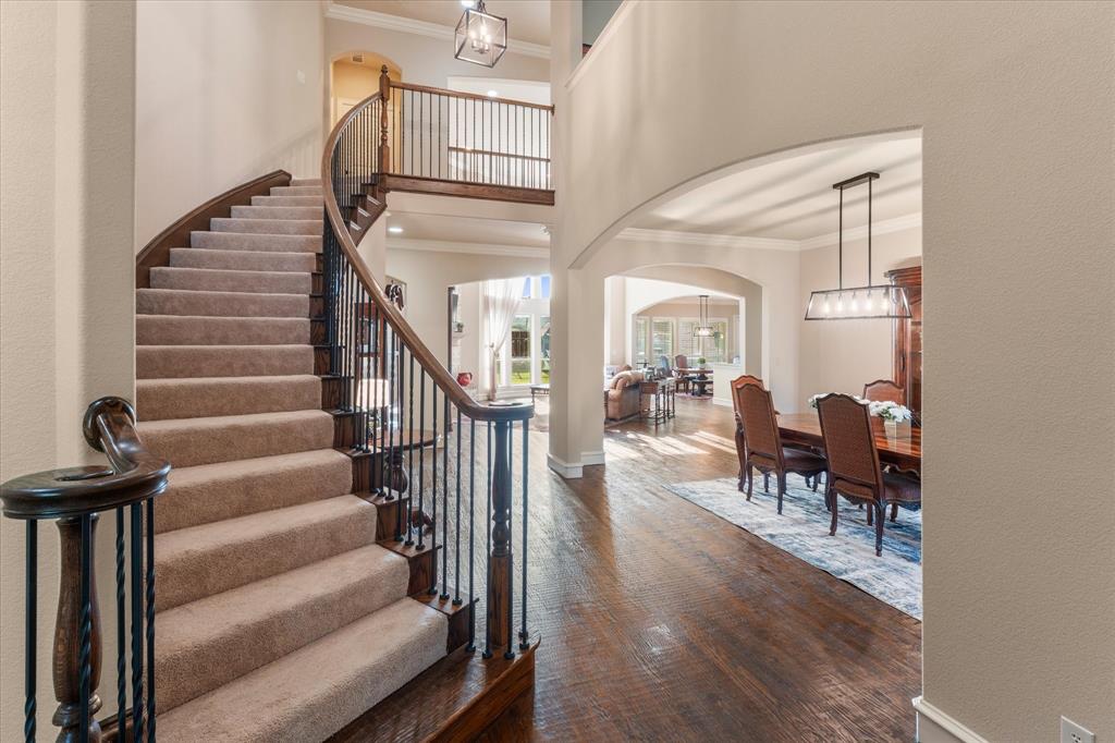 1031 Fox Bend Way