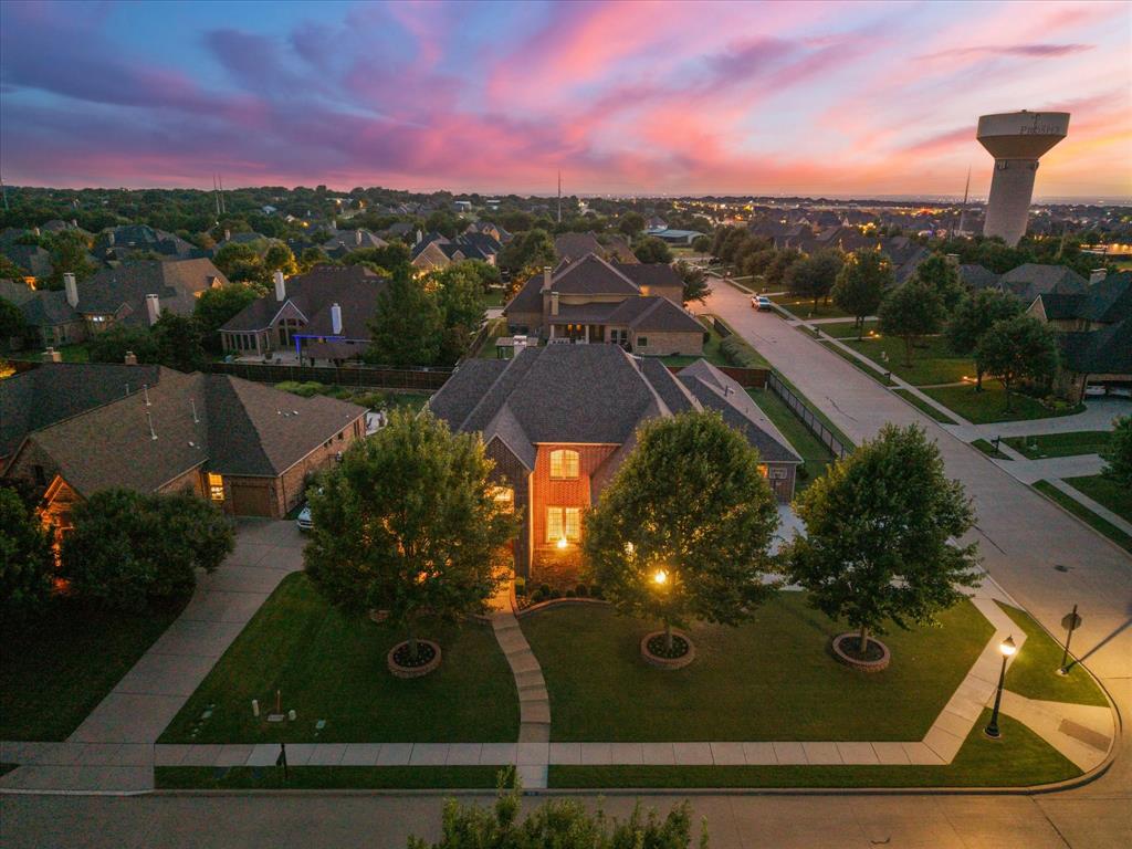 1031 Fox Bend Way