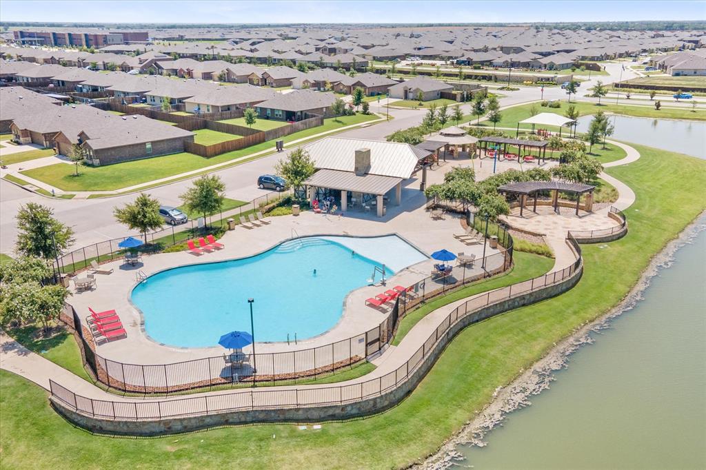 Magnolia Ph 9 - Residential Lease