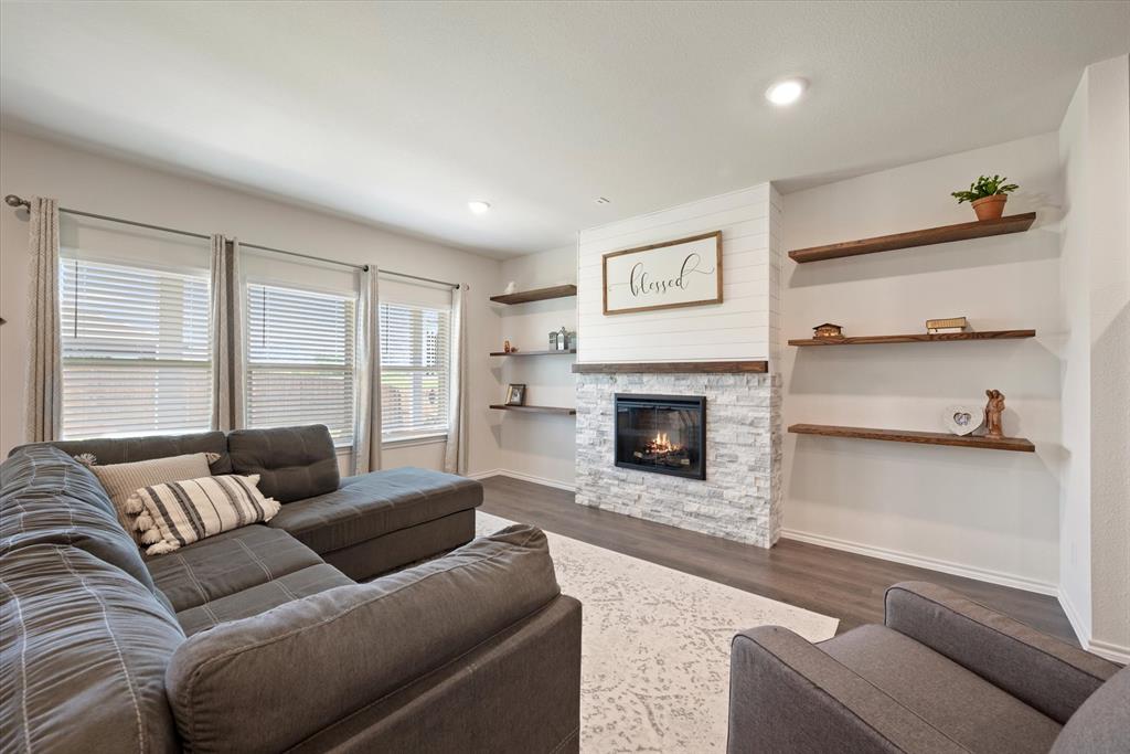 Magnolia Ph 9 - Residential Lease