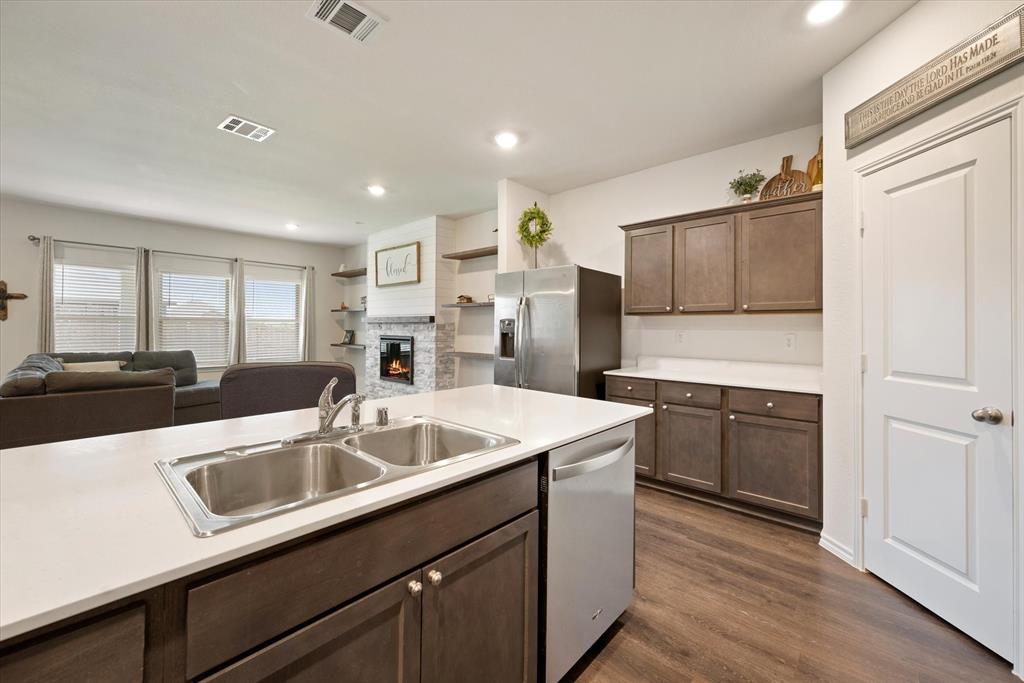 Magnolia Ph 9 - Residential Lease